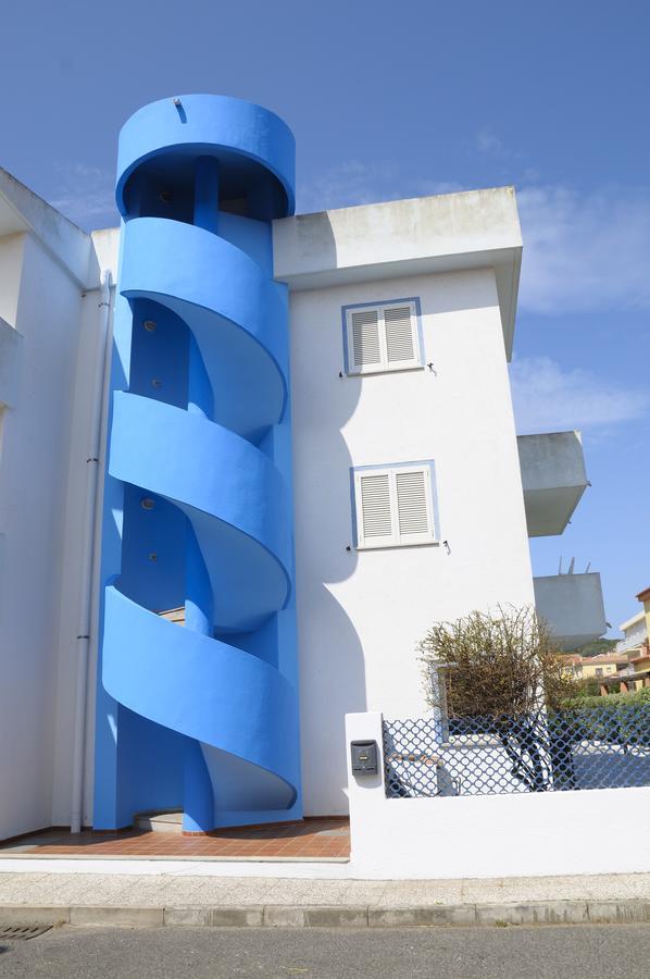 Grecale Comfort House サンタ・テレーザ・ガッルーラ エクステリア 写真
